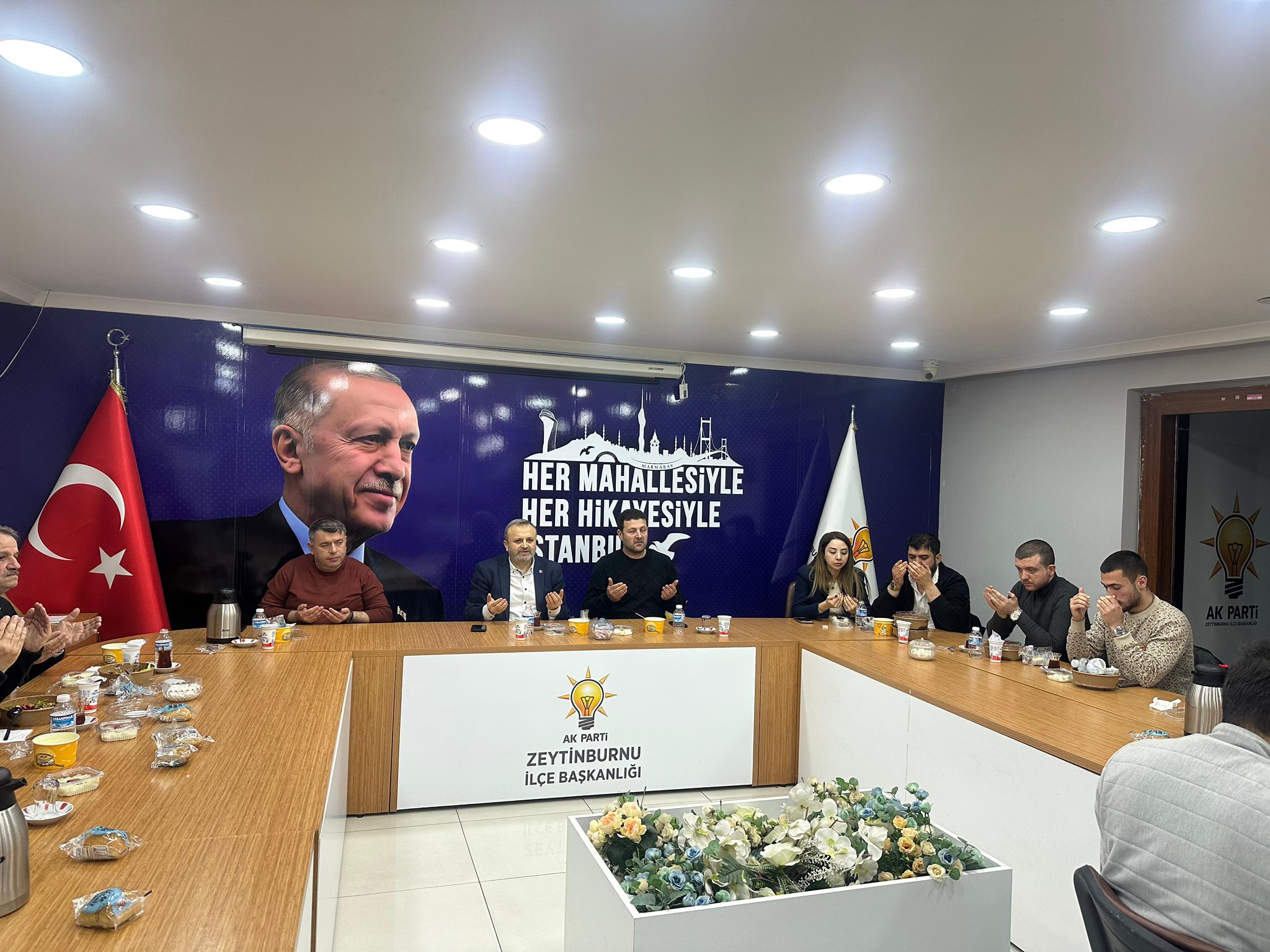 Ramazan’ın bereketini komşularımızla paylaştık.