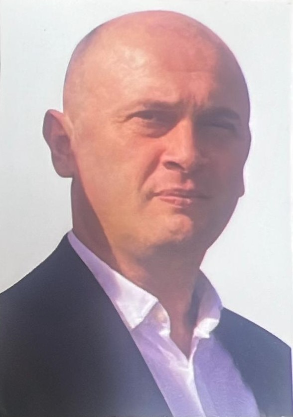 BÜLENT KÜÇÜKUSTA